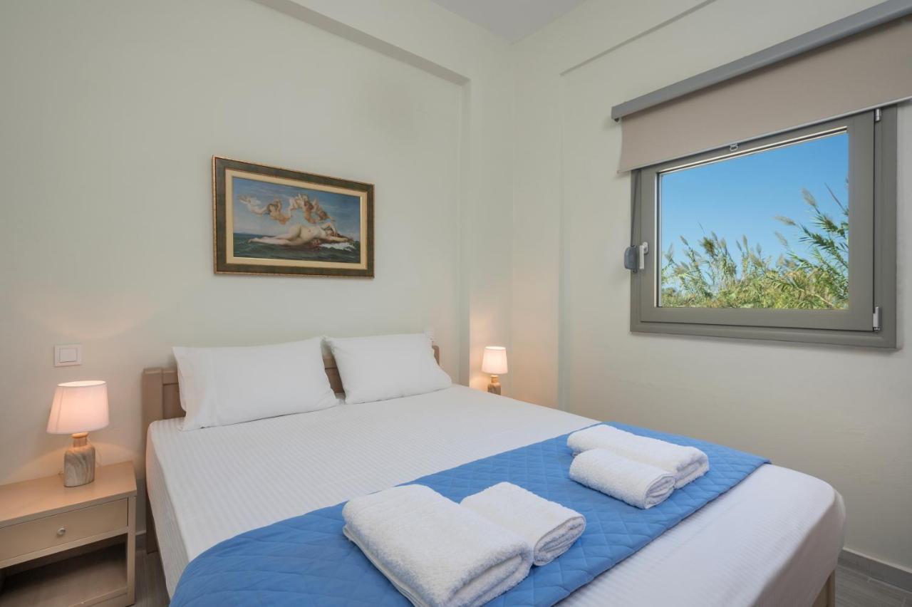 Sea Breeze Apartments Kolimvárion Luaran gambar