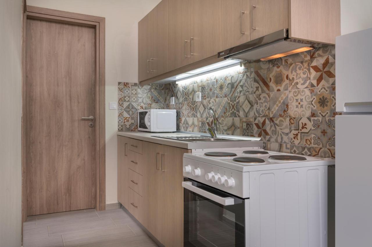 Sea Breeze Apartments Kolimvárion Luaran gambar